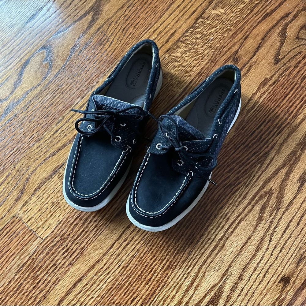 Sperrys size 8